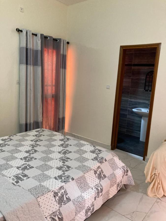 Maison Oceane A Zac Mbao Kammba Bagian luar foto