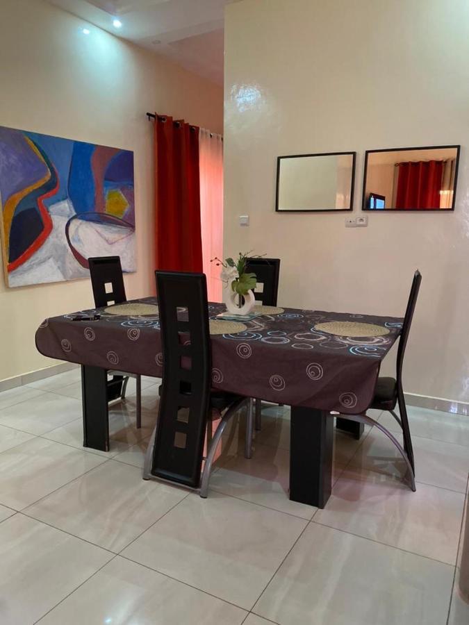 Maison Oceane A Zac Mbao Kammba Bagian luar foto